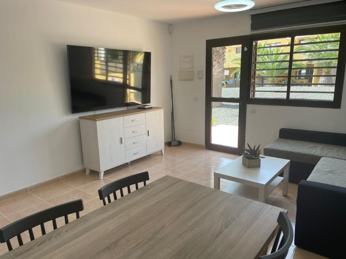 Appartement Casa Mari Y Jose Con Grandes Piscinas Y Wifi Gratis à Corralejo Extérieur photo
