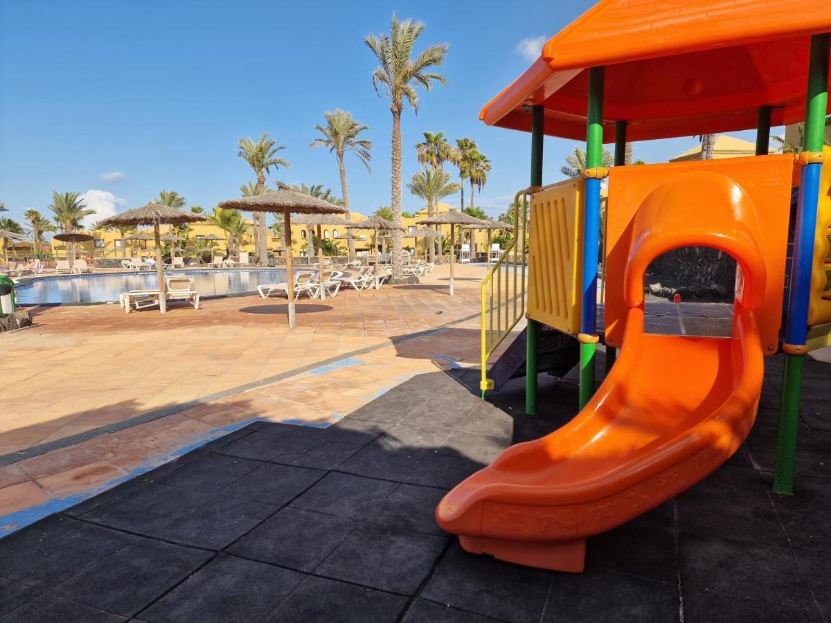 Appartement Casa Mari Y Jose Con Grandes Piscinas Y Wifi Gratis à Corralejo Extérieur photo